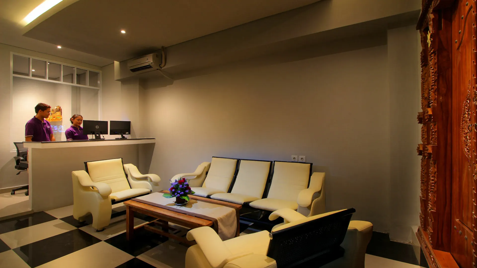 Sand Beach Luxury Living Kuta Lombok 3*,